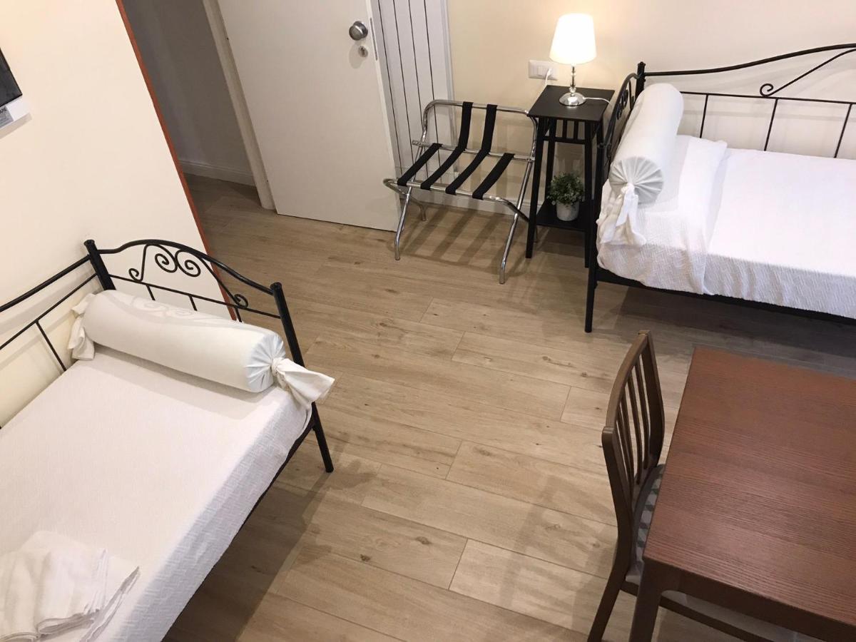 Agora Bed & Breakfast *